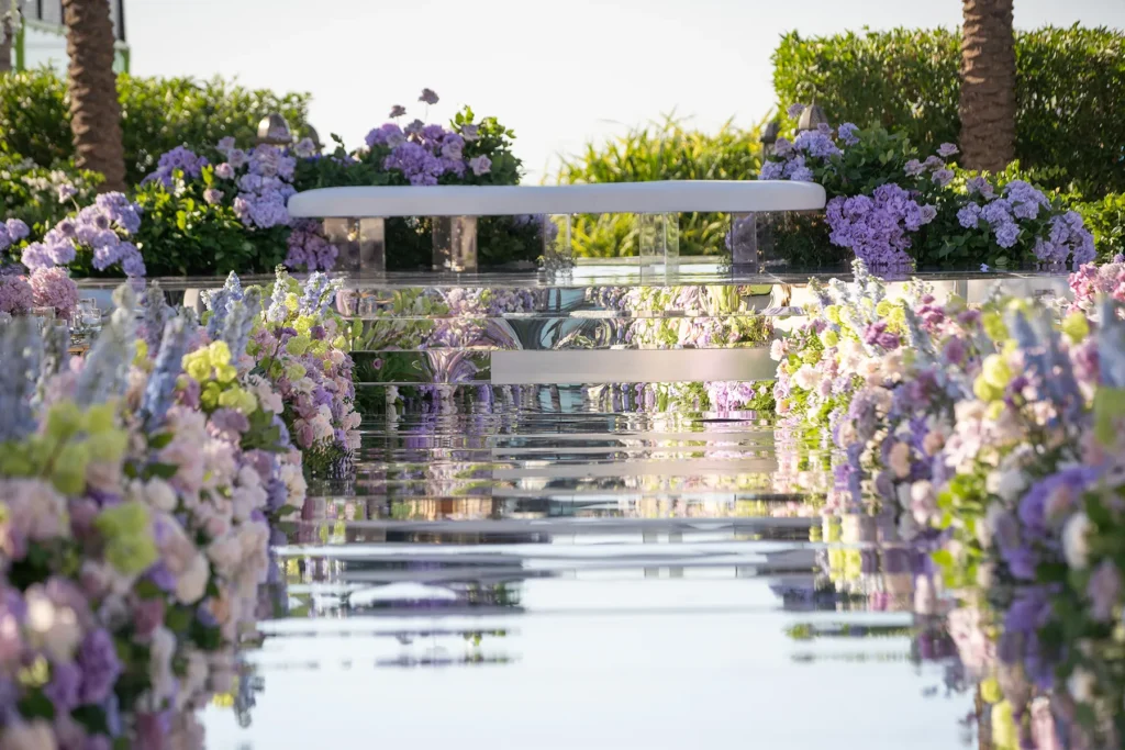 Sea-view garden wedding setting at Four Seasons Jumeirah, Dubai